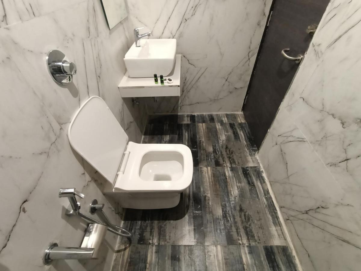 Hotel Classio Andheri - Near Dn Nagar Metro Station Mumbai Dış mekan fotoğraf