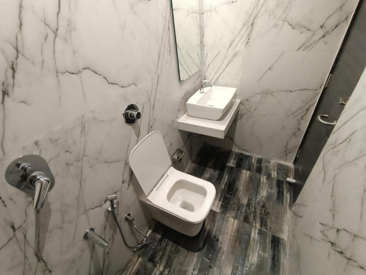 Hotel Classio Andheri - Near Dn Nagar Metro Station Mumbai Dış mekan fotoğraf