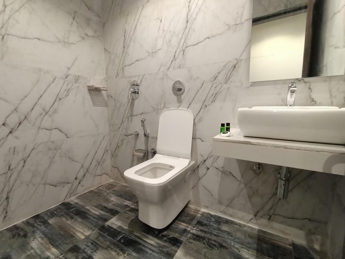 Hotel Classio Andheri - Near Dn Nagar Metro Station Mumbai Dış mekan fotoğraf